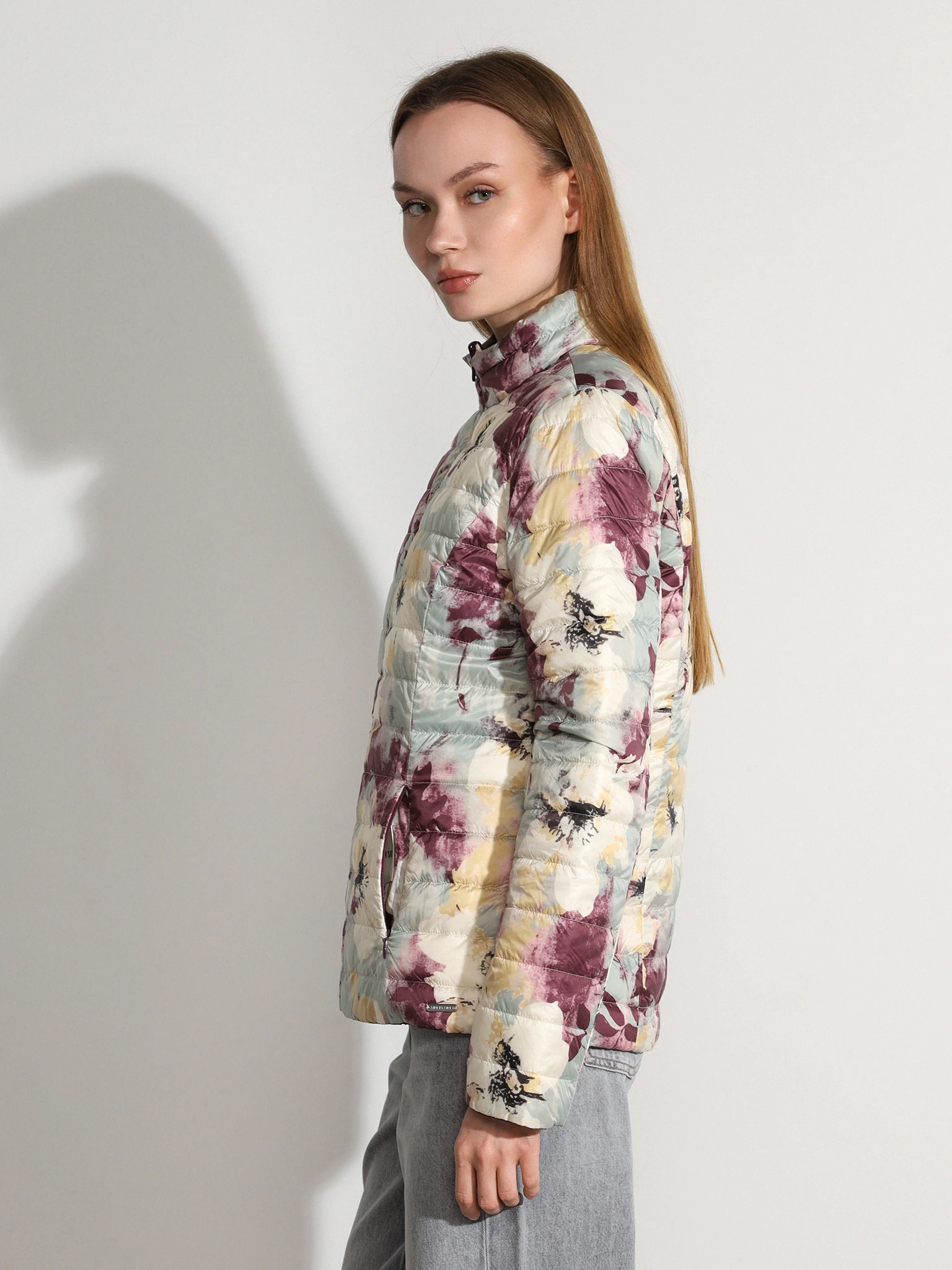 Куртка двухсторонняя фиолетового цвета с цветочным принтом